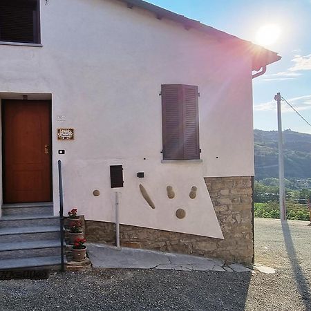 Ca Ed Giuanoto Lejlighed Santo Stefano Belbo Eksteriør billede